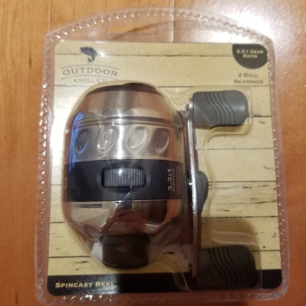 Spincast fishing reel